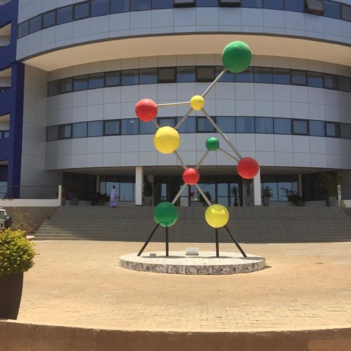 “Le Chant des Molécules”, a work by Kalidou Kassé, created for IRESSEF (Diamniadio). Dimension : 7m