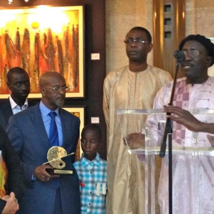 During the celebration of Kalidou Kassé’s 35-year artistic career, the event “La Palette des Arts” honored patrons and leading figures of the cultural scene.